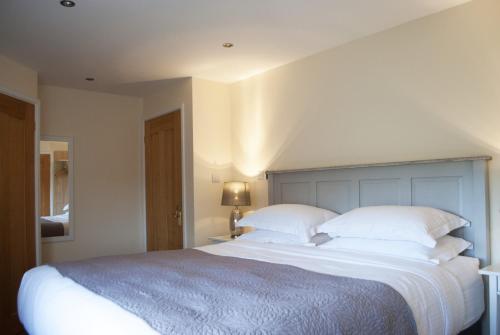Stone Lodge