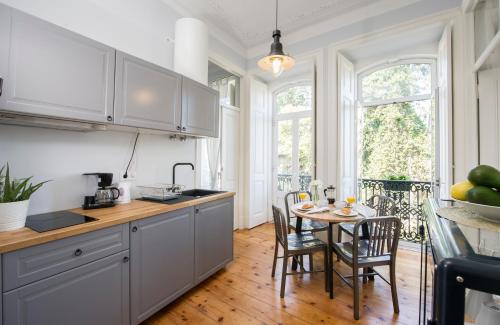 Lisbon Dreams Estrela TOP Suites - image 11