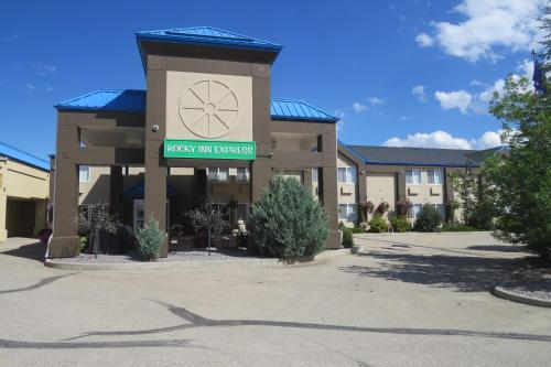 Rocky Inn Express - Hotel - Rocky Mountain House