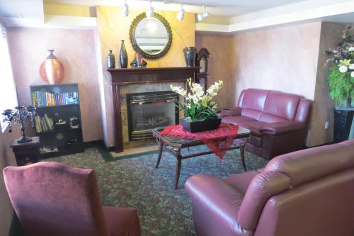 Rocky Inn Express in Rocky Mountain House