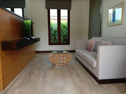 Triple Tree Beach Resort Triple Tree Beach Resort