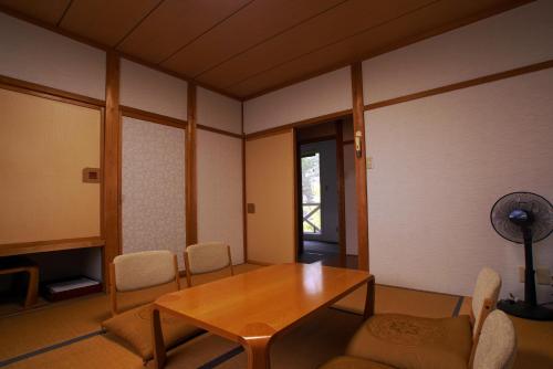 Japanese-Style Twin Room