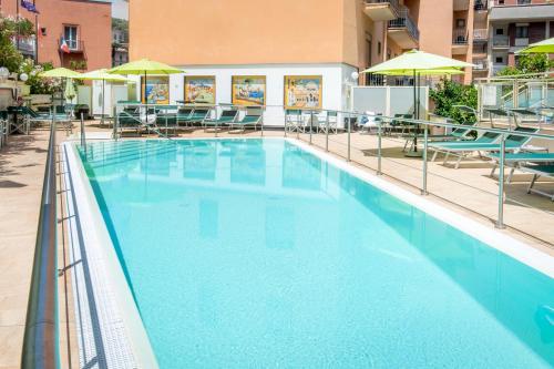 Hotel Ascot - image 14