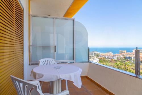 Hotel Casa del Sol Stop at Hotel Casa del Sol to discover the wonders of Tenerife. The hotel offers guests a range of services and amenities designed to provide comfort and convenience. Free Wi-Fi in all rooms, 24-hour 