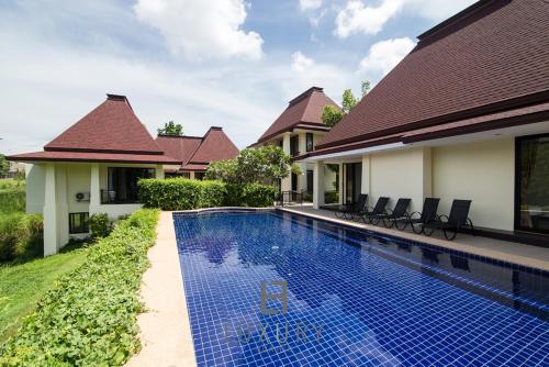 Bali style 7 bedrooms Pool villa on Palm Hills Bali style 7 bedrooms Pool villa on Palm Hills