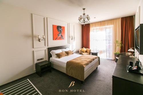 Bon Hotel