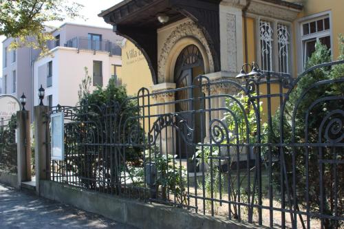 Villa De Baron, Dresde