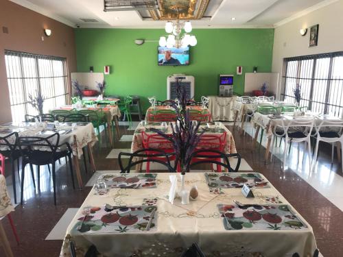 Restaurant, Northern Rock Hotel in Mpika