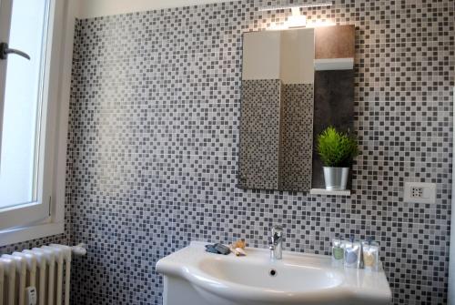 BNBOOK - Galbiati Flat - image 8