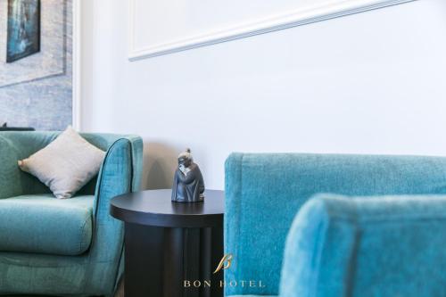 Bon Hotel - image 3
