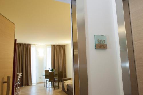 2 bedrooms, 3 beds