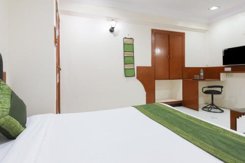 Treebo Trend Omni Palace Indore India