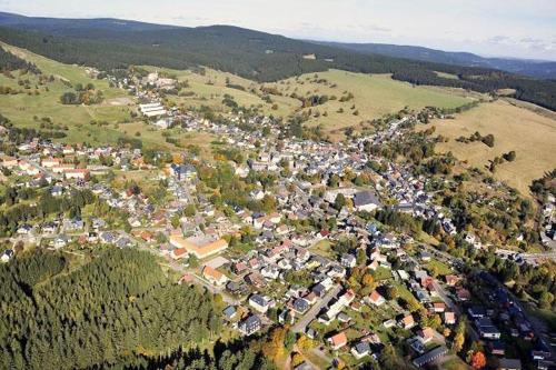 Gemütliche Ferienwohnung im Thüringer Wald, nahe des Rennsteigs - pure Erholung