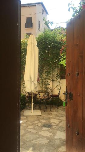 Charming Andalusian House - free parking Charming Andalusian House - free parking