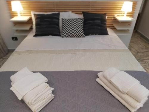 UP&B Rooms Catania – Mascalucia, CA