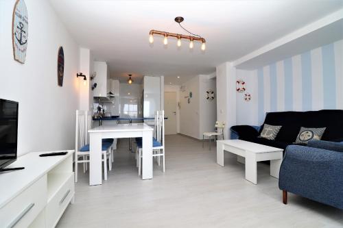 Apartment image 8