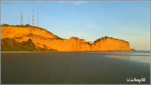 La Casa Naranja Bed and Breakfast in Олон