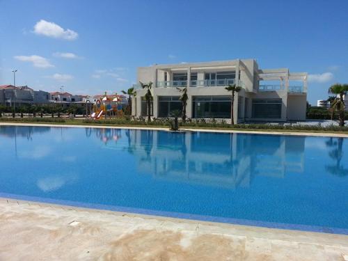 Swimming pool, Magnifique Villa Savannah Beach sidi rahal in Sidi Rahal
