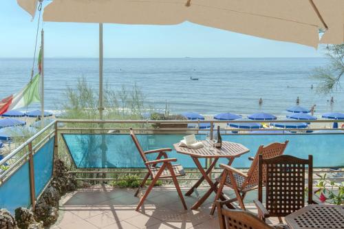 Сад, Hotel Villa Lo Scoglietto in Сан - Вінченцо