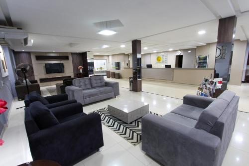 Augusto Palace Hotel near สนามบินมาราบา
