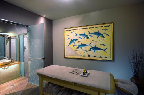 Atlantis Beach Hotel - image 3