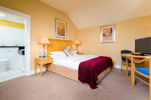 Dingle Bay Hotel - image 2