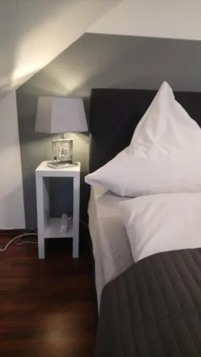 Ferienwohnung mit 2 Schlafzimmern und Parkplatz in Erfurt, Deutschland