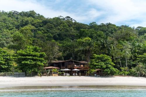 Bejárat, Casa da Justa in Praia do Puruba