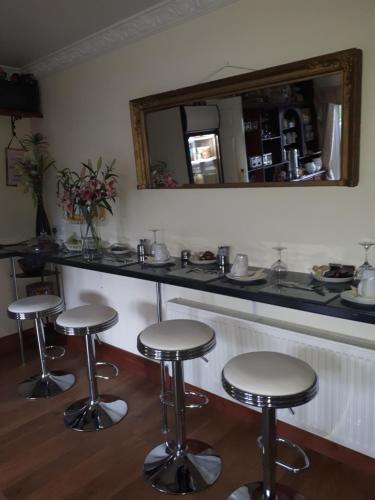 GoldenDawn Guest House 5
