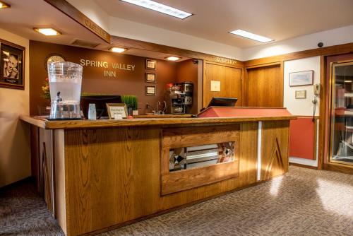 Spring Valley Inn