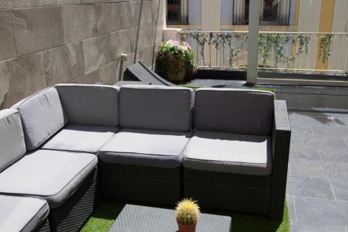 Studio Apartment image 8