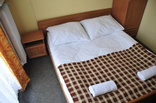 Double Room image 2