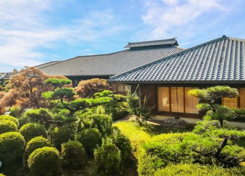 Kansai Airport Pine Villa