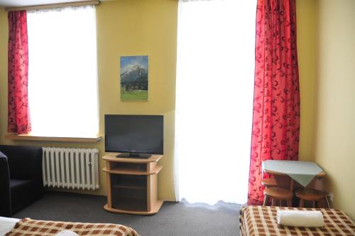 Triple Room image 1