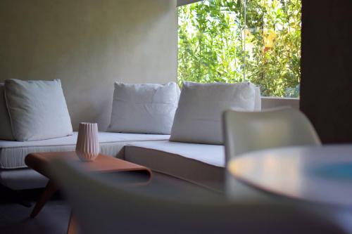 101 Adrianou Apartments - image 12