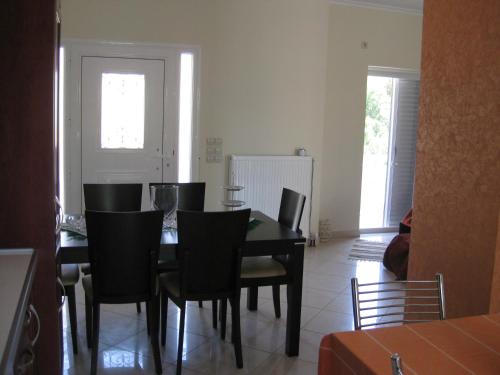 Chara host in Olympia