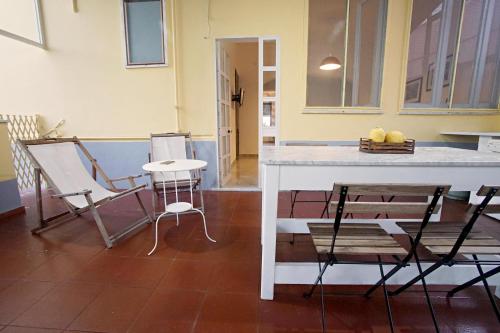 Ciraccio Apartments