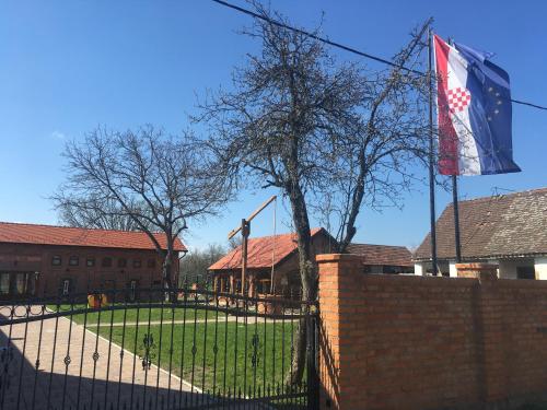  Apartmani ĐUKIN SAN, Ferienwohnung in Gundinci