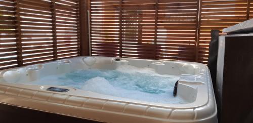 Hot tub, Domaine Choco Vanille in Deshaies