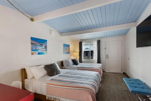 Queen Room with Two Queen Beds