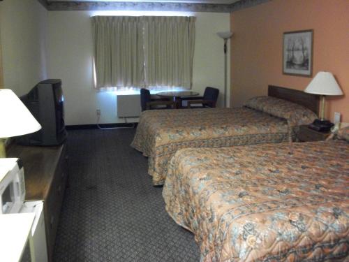 Lodi Valley Suites - image 5