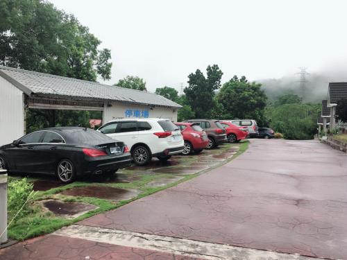 旭日山庄民宿  旭日山庄民宿