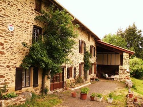 La Goutte gîte à louer Meynial