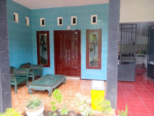 Sritanjung Homestay