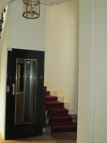 BED and BREAKFAST PARIS QUARTIER CHAMPS-ÉLYSÉES 4