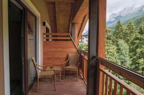 2 bedrooms, 3 beds