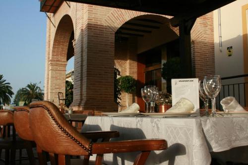 Hotel Lozano - image 2