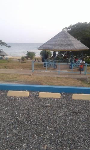Barefoot Guest House