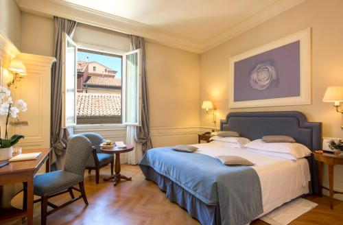 Hotel Corona D'oro