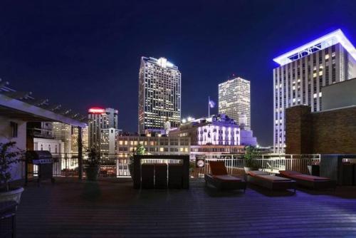 ELEGANT 2BD PENTHOUSE FRENCH QTR/CANAL ST - image 2